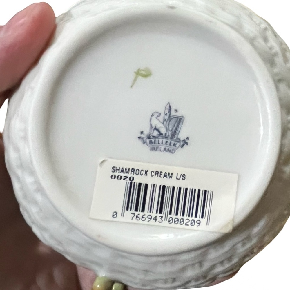 Vintage Belleek Shamrock Basketweave Tea Set - Picture 6 of 16